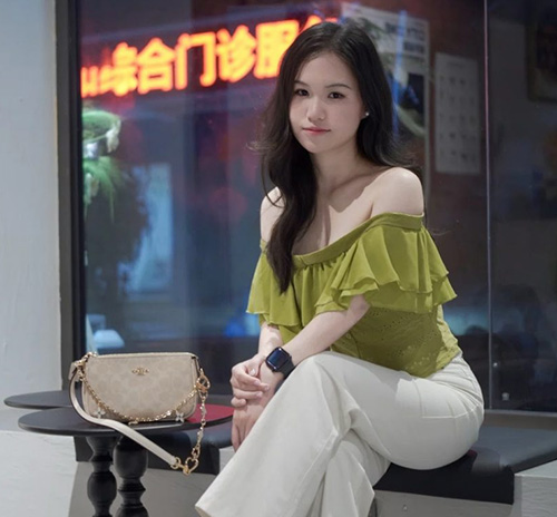 腾龙游戏产品：星海征途